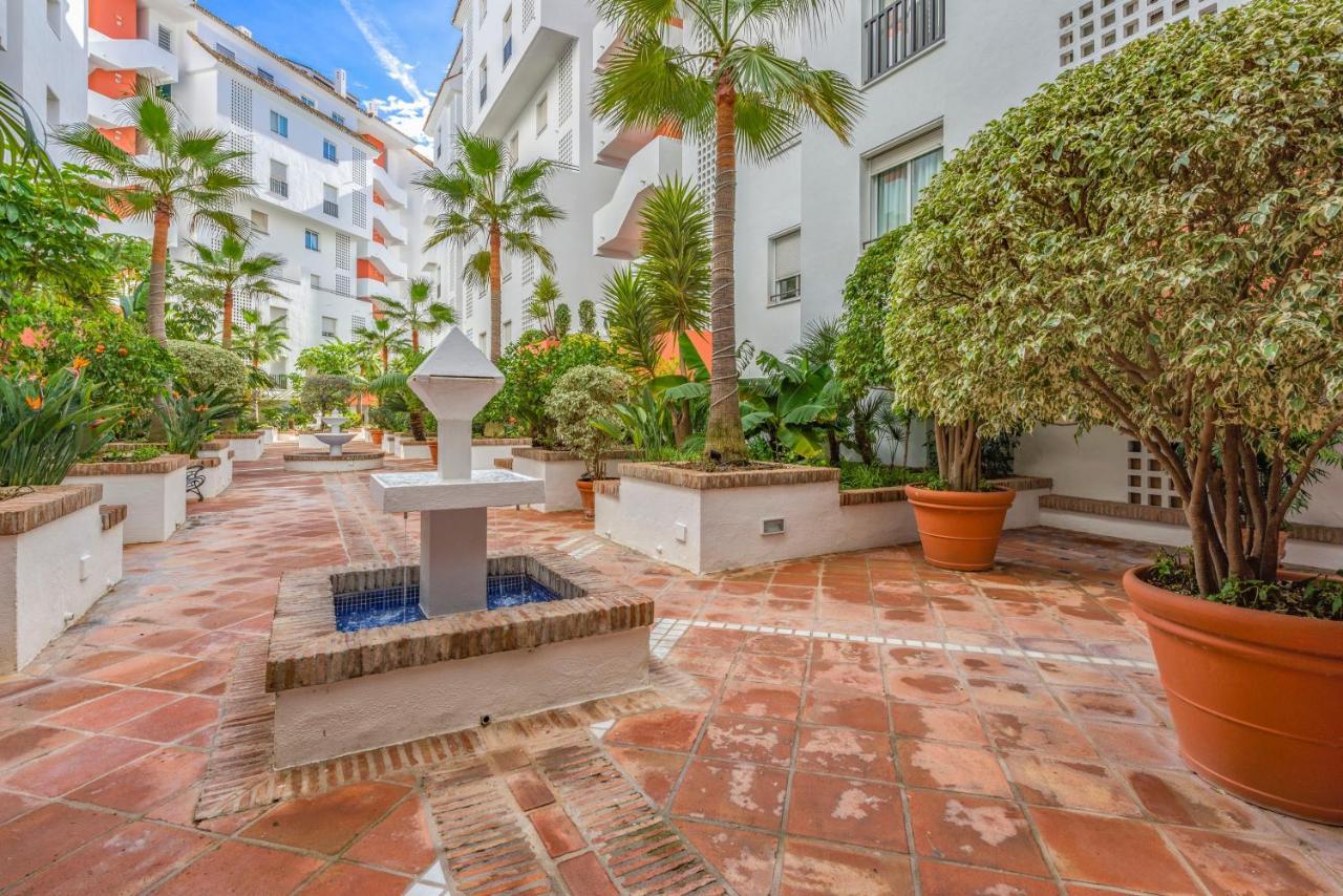 Modern Studio In Medina Garden - Puerto Banus Marbella Buitenkant foto